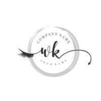 initiale wk logo écriture salon de beauté mode moderne luxe monogramme vecteur