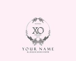 monogramme initial de beauté xo et design élégant du logo, logo manuscrit de la signature initiale, mariage, mode, floral et botanique avec modèle créatif. vecteur
