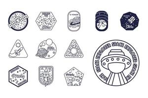 ensemble de douze icônes de style de ligne de badges spatiaux vecteur