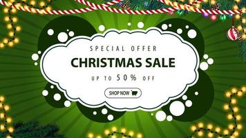 offre spéciale, vente de Noël, jusqu'à 50 de réduction, bannière de réduction verte moderne dans un style graffiti avec décor de Noël vecteur