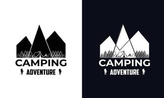 vecteur de logo de montagne. conception d'impression de t-shirt de randonnée d'été. logo d'aventure dessiné à la main avec forêt de pins et citation - camp local. emblème extérieur de camp à l'ancienne en simple rétro