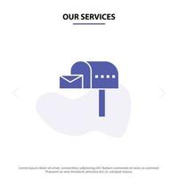 nos services boîte aux lettres email boîte aux lettres icône de glyphe solide modèle de carte web vecteur