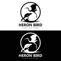 création de logo oiseau héron cigogne, oiseau héron volant sur le vecteur de la rivière, illustration de la marque du produit