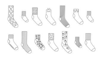 ensemble de griffonnage ligne chaussettes vecteur illustration