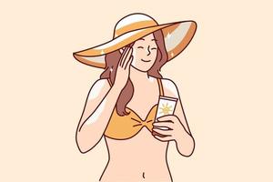 femme qui veut à bronzer s'applique écran solaire crème à peau à protéger se de insolation ou à éviter excessif bronzage. fille dans bikini et plage chapeau les usages écran solaire crème prendre plaisir été vacances vecteur