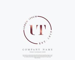 initiale lettre Utah féminin logo beauté monogramme et élégant logo conception, écriture logo de initiale signature, mariage, mode, floral et botanique avec Créatif modèle vecteur