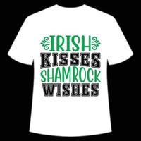 irlandais baisers trèfle vœux st patrick's journée chemise impression modèle, chanceux charmes, irlandais, toutes les personnes a une peu la chance typographie conception vecteur