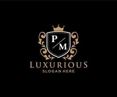 modèle de logo de luxe royal de lettre pm initiale dans l'art vectoriel pour le restaurant, la royauté, la boutique, le café, l'hôtel, l'héraldique, les bijoux, la mode et d'autres illustrations vectorielles.