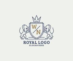 modèle de logo de luxe royal lion lettre initiale wn dans l'art vectoriel pour le restaurant, la royauté, la boutique, le café, l'hôtel, l'héraldique, les bijoux, la mode et d'autres illustrations vectorielles.