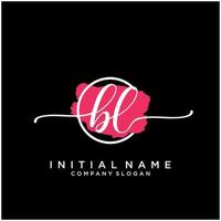 initiale bl féminin logo collections modèle. écriture logo de initiale signature, mariage, mode, bijoux, boutique, floral et botanique avec Créatif modèle pour tout entreprise ou entreprise. vecteur