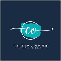 initiale co féminin logo collections modèle. écriture logo de initiale signature, mariage, mode, bijoux, boutique, floral et botanique avec Créatif modèle pour tout entreprise ou entreprise. vecteur