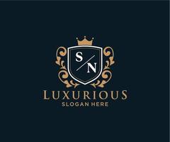 modèle de logo de luxe royal lettre initiale sn en art vectoriel pour restaurant, royauté, boutique, café, hôtel, héraldique, bijoux, mode et autres illustrations vectorielles.