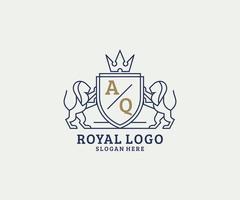 modèle initial de logo de luxe aq lettre lion royal en art vectoriel pour restaurant, royauté, boutique, café, hôtel, héraldique, bijoux, mode et autres illustrations vectorielles.