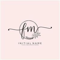 initiale fm féminin logo collections modèle. écriture logo de initiale signature, mariage, mode, bijoux, boutique, floral et botanique avec Créatif modèle pour tout entreprise ou entreprise. vecteur