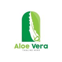 aloès Vera logo, vert plante conception, traditionnel médicament et peau se soucier plante vecteur, cheveux se soucier, symbole icône illustration vecteur