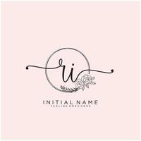 initiale ri féminin logo collections modèle. écriture logo de initiale signature, mariage, mode, bijoux, boutique, floral et botanique avec Créatif modèle pour tout entreprise ou entreprise. vecteur