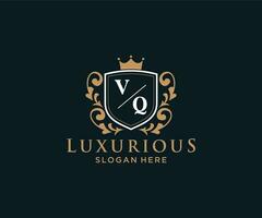 modèle initial de logo de luxe royal de lettre vq dans l'art vectoriel pour le restaurant, la royauté, la boutique, le café, l'hôtel, l'héraldique, les bijoux, la mode et d'autres illustrations vectorielles.