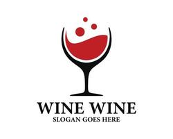 création de logo de vin vecteur
