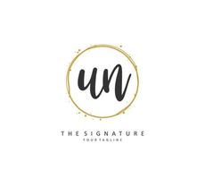 u n ONU initiale lettre écriture et Signature logo. une concept écriture initiale logo avec modèle élément. vecteur