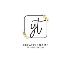 y t yt initiale lettre écriture et Signature logo. une concept écriture initiale logo avec modèle élément. vecteur