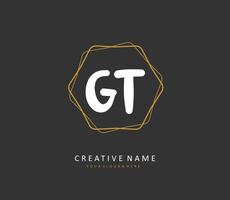 g t gt initiale lettre écriture et Signature logo. une concept écriture initiale logo avec modèle élément. vecteur