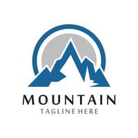 logo d & # 39; icône de montagne vecteur