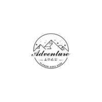 logo pour camping aventure en montagne, cadeau de camping en montagne, camping et emblèmes d'aventure en plein air vecteur
