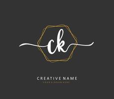 c k ck initiale lettre écriture et Signature logo. une concept écriture initiale logo avec modèle élément. vecteur