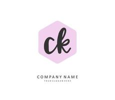 c k ck initiale lettre écriture et Signature logo. une concept écriture initiale logo avec modèle élément. vecteur