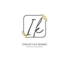 je k je initiale lettre écriture et Signature logo. une concept écriture initiale logo avec modèle élément. vecteur