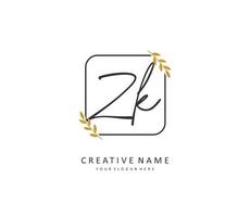 z k zk initiale lettre écriture et Signature logo. une concept écriture initiale logo avec modèle élément. vecteur