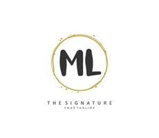 ml initiale lettre écriture et Signature logo. une concept écriture initiale logo avec modèle élément. vecteur