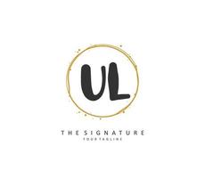 ul initiale lettre écriture et Signature logo. une concept écriture initiale logo avec modèle élément. vecteur