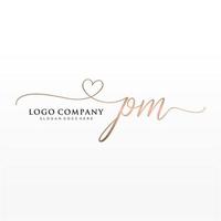 initiale pm féminin logo collections modèle. écriture logo de initiale signature, mariage, mode, bijoux, boutique, floral et botanique avec Créatif modèle pour tout entreprise ou entreprise. vecteur