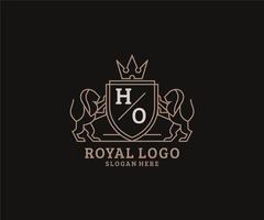 modèle de logo de luxe royal lion lettre initiale ho dans l'art vectoriel pour le restaurant, la royauté, la boutique, le café, l'hôtel, l'héraldique, les bijoux, la mode et d'autres illustrations vectorielles.