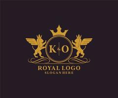initiale ko lettre Lion Royal luxe héraldique, crête logo modèle dans vecteur art pour restaurant, royalties, boutique, café, hôtel, héraldique, bijoux, mode et autre vecteur illustration.