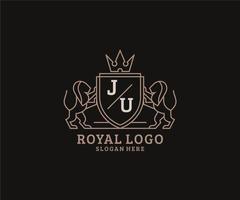 modèle de logo initial ju lettre lion royal luxe dans l'art vectoriel pour le restaurant, la royauté, la boutique, le café, l'hôtel, l'héraldique, les bijoux, la mode et d'autres illustrations vectorielles.