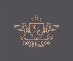 initiale kc lettre Lion Royal luxe héraldique, crête logo modèle dans vecteur art pour restaurant, royalties, boutique, café, hôtel, héraldique, bijoux, mode et autre vecteur illustration.