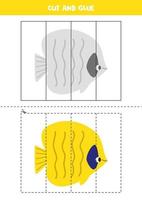 jeu de coupe et de colle pour les enfants. poisson de mer de dessin animé mignon. vecteur