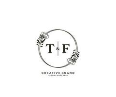 initiale tf des lettres main tiré féminin et floral botanique logo adapté pour spa salon peau cheveux beauté boutique et cosmétique entreprise. vecteur