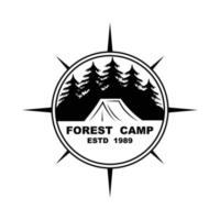 forêt camp logo conception, Extérieur logo, aventure logo modèle vecteur