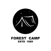 forêt camp logo conception, Extérieur logo, aventure logo modèle vecteur