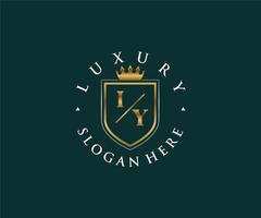 modèle initial de logo de luxe royal de lettre iy dans l'art vectoriel pour le restaurant, la royauté, la boutique, le café, l'hôtel, l'héraldique, les bijoux, la mode et d'autres illustrations vectorielles.