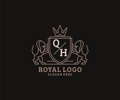 modèle initial de logo qh lettre lion royal luxe en art vectoriel pour restaurant, royauté, boutique, café, hôtel, héraldique, bijoux, mode et autres illustrations vectorielles.