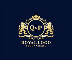 modèle initial de logo qp lettre lion royal luxe dans l'art vectoriel pour le restaurant, la royauté, la boutique, le café, l'hôtel, l'héraldique, les bijoux, la mode et d'autres illustrations vectorielles.