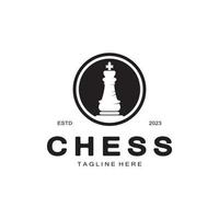 échecs stratégie Jeu logo avec cheval, roi, pion, ministre et tour. logo pour échecs tournoi, échecs équipe, échecs championnat, échecs Jeu application. vecteur