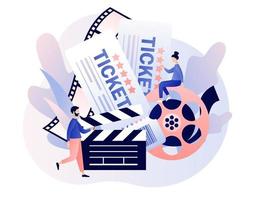 film des billets en ligne vente. minuscule gens acheter des billets sur le l'Internet. en ligne cinéma. cinématographie. moderne plat dessin animé style. vecteur illustration sur blanc Contexte