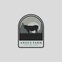 angus ferme logo modèle. angus ferme avec Prairie Contexte. vecteur