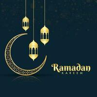 d'or Ramadan kareem texte avec ornement croissant lune et pendaison lanternes sur bleu Contexte. vecteur