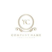 yc lettre initiale avec Royal luxe logo modèle vecteur